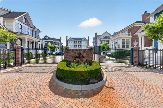 4016 Harlow ST, Virginia Beach, VA 23451
