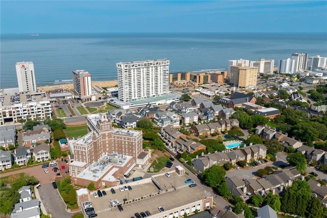 4016 Harlow ST, Virginia Beach, VA 23451