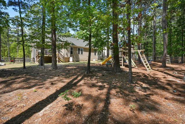 77 Sherwood Lane, Sanford, NC 27332