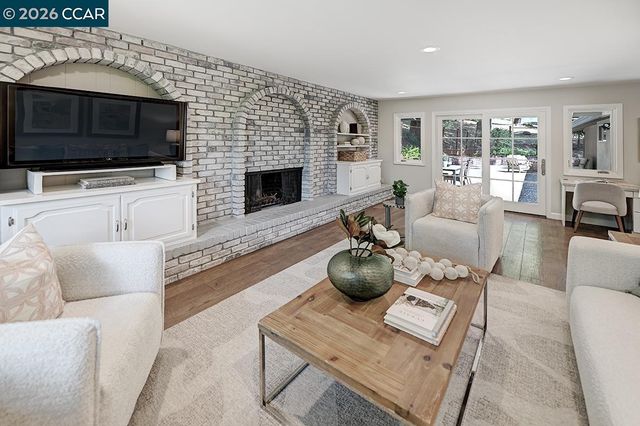 3018 Bradbury Dr, Lafayette, CA 94549