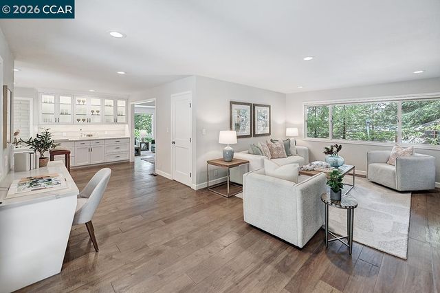 3018 Bradbury Dr, Lafayette, CA 94549