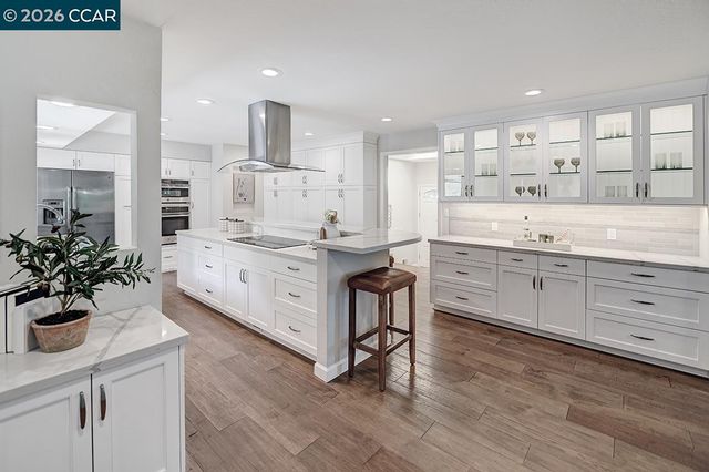 3018 Bradbury Dr, Lafayette, CA 94549