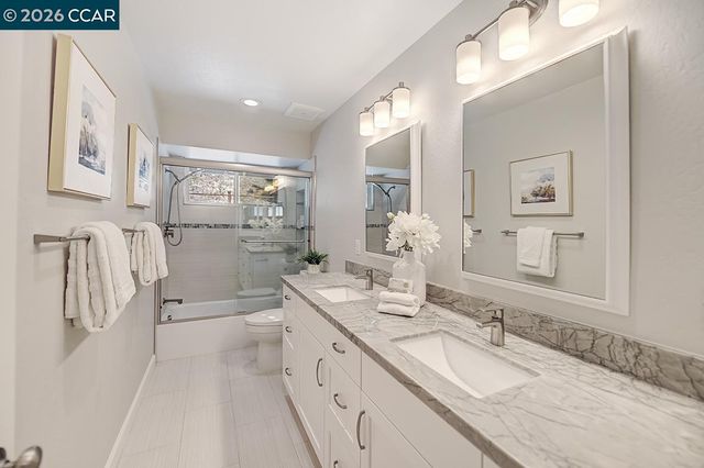 3018 Bradbury Dr, Lafayette, CA 94549