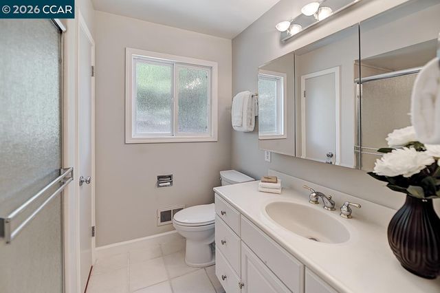 3018 Bradbury Dr, Lafayette, CA 94549