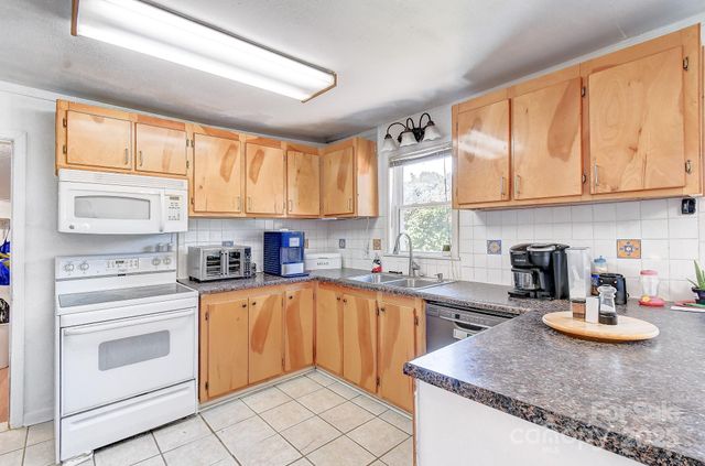 114 Walnut Street, Marion, NC 28752