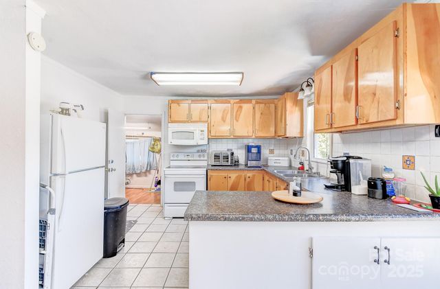 114 Walnut Street, Marion, NC 28752
