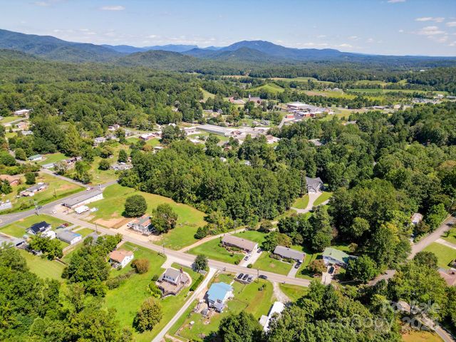 114 Walnut Street, Marion, NC 28752