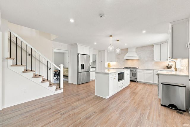 2312 Sycamore Hills Drive, Fort Wayne, IN 46814