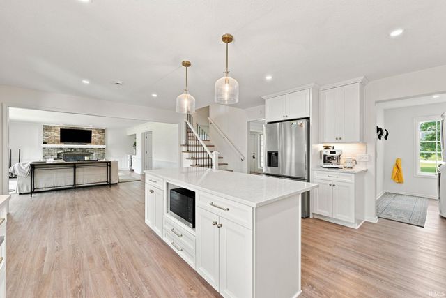 2312 Sycamore Hills Drive, Fort Wayne, IN 46814