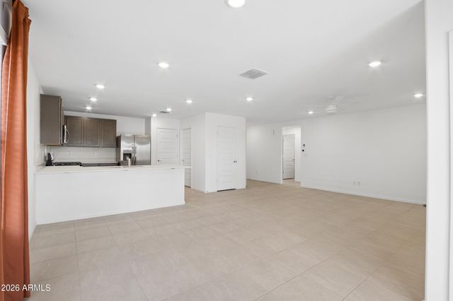 32534 N Birchwood Drive, San Tan Valley, AZ 85143