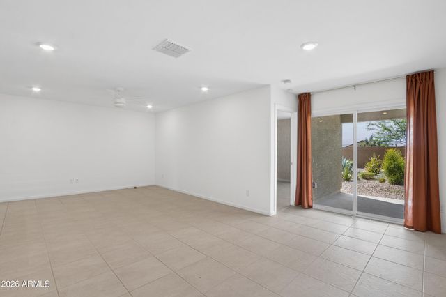 32534 N Birchwood Drive, San Tan Valley, AZ 85143