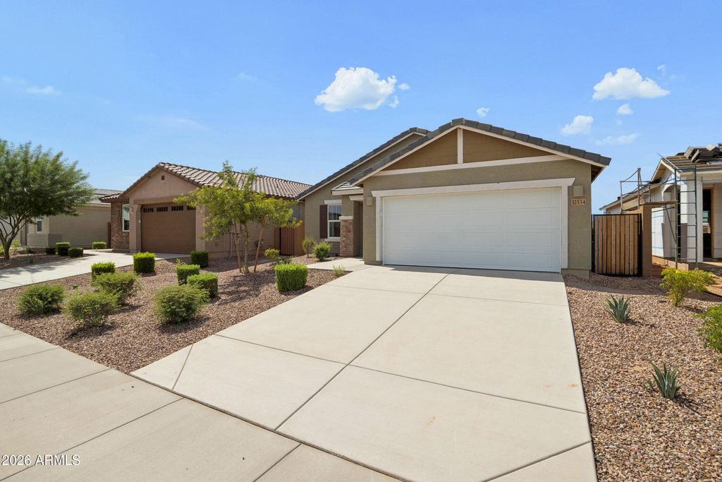 32534 N Birchwood Drive, San Tan Valley, AZ 85143