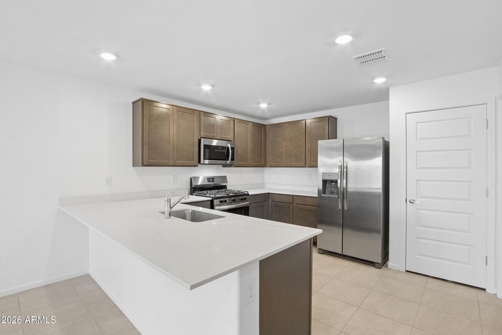 32534 N Birchwood Drive, San Tan Valley, AZ 85143 — photo 4