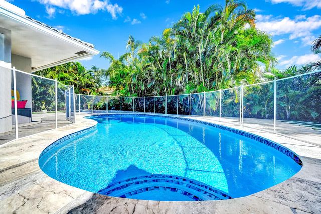 864 Appleby Street, Boca Raton, FL 33487