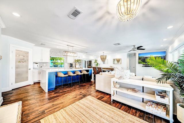 864 Appleby Street, Boca Raton, FL 33487