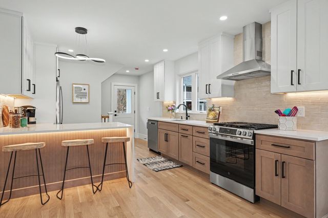 17-19 Drew Road 1, Belmont, MA 02478