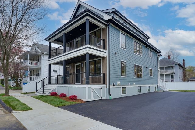 17-19 Drew Road 1, Belmont, MA 02478