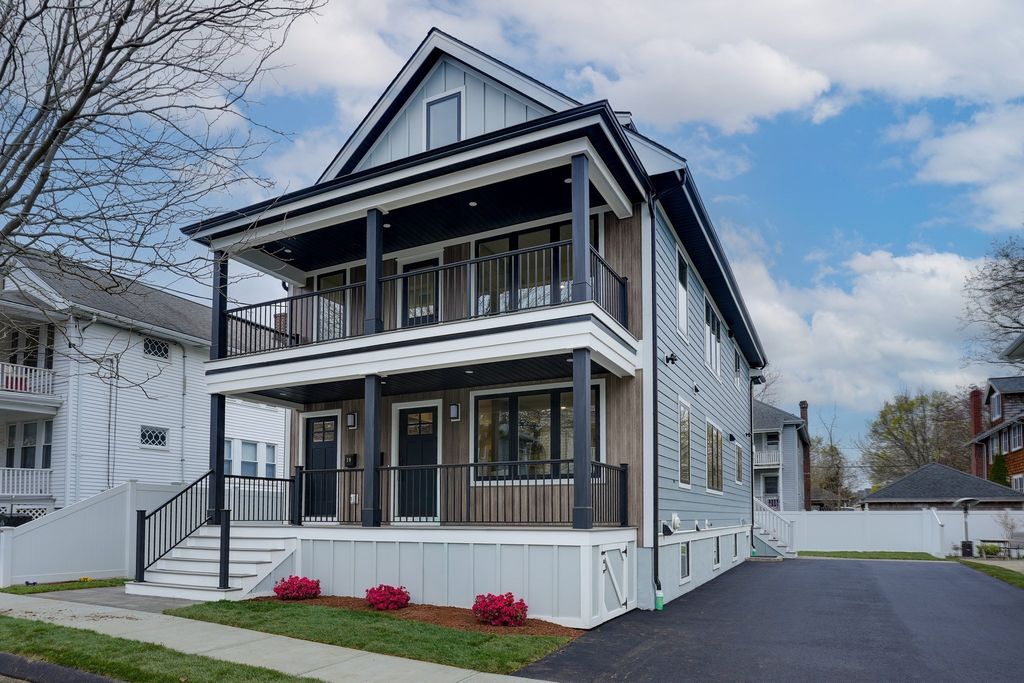 17-19 Drew Road 1, Belmont, MA 02478