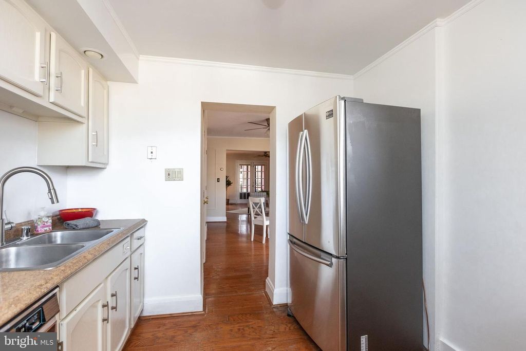 Image 10 of property listing at 3633 ELKADER RD, Baltimore, MD 21218