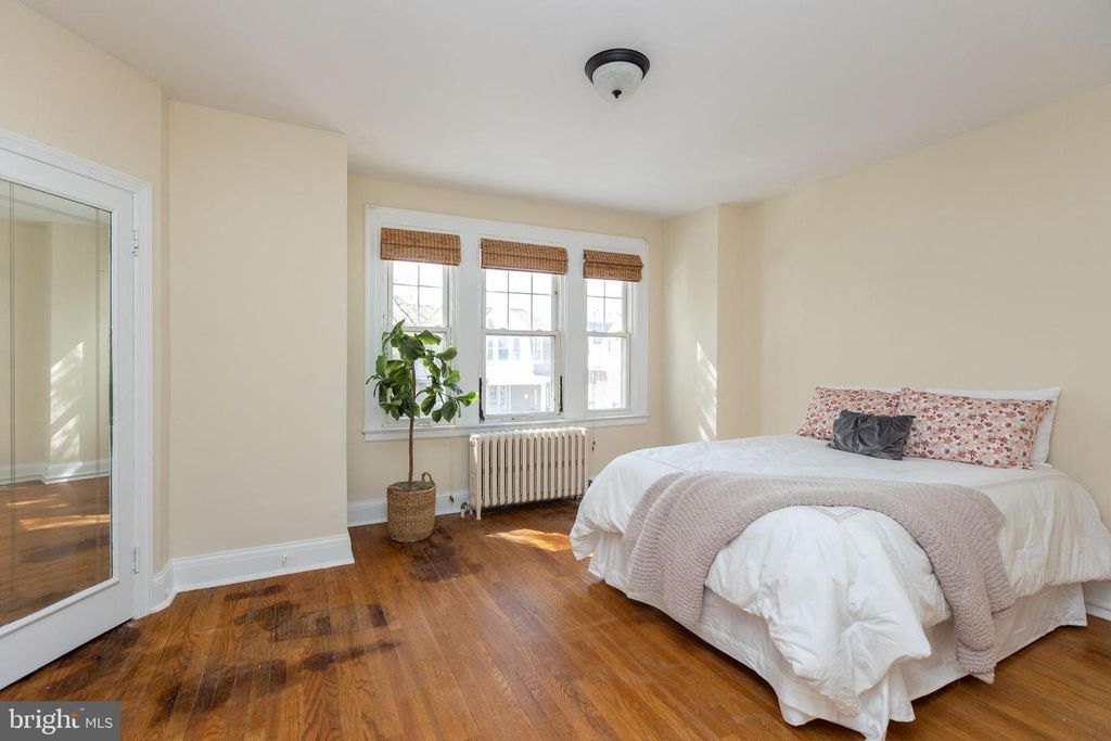 Image 17 of property listing at 3633 ELKADER RD, Baltimore, MD 21218