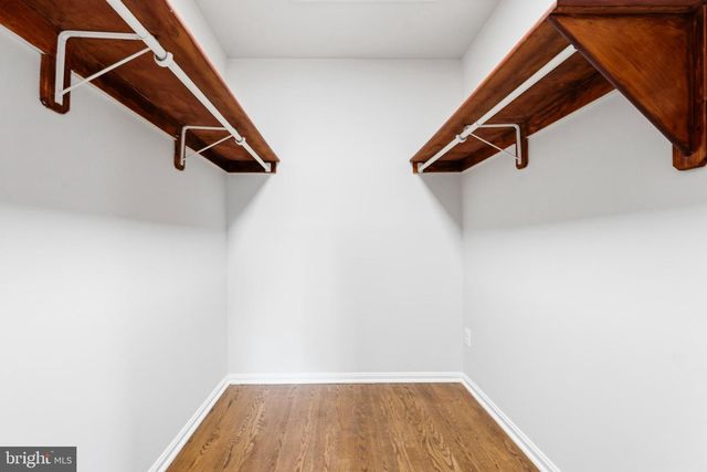 10 DELLCASTLE CT, Gaithersburg, MD 20886