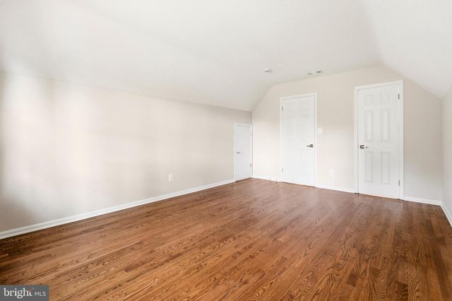 10 DELLCASTLE CT, Gaithersburg, MD 20886