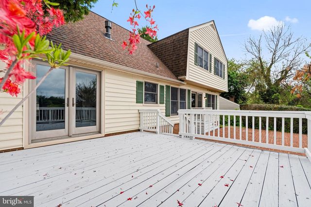 10 DELLCASTLE CT, Gaithersburg, MD 20886