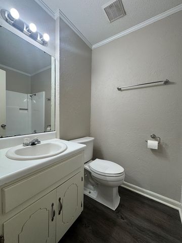 1809 Medera, Dothan, AL 36301