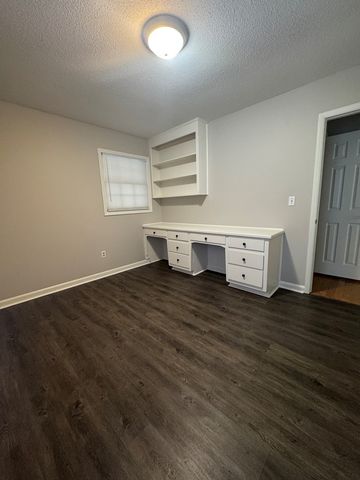 1809 Medera, Dothan, AL 36301