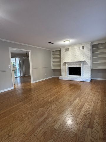 1809 Medera, Dothan, AL 36301