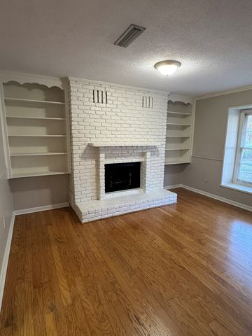 1809 Medera, Dothan, AL 36301