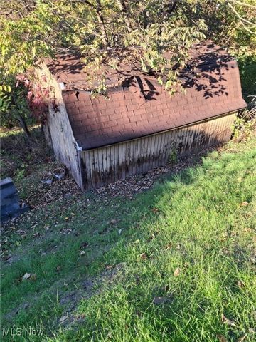 128 Leech Street, Weirton, WV 26062