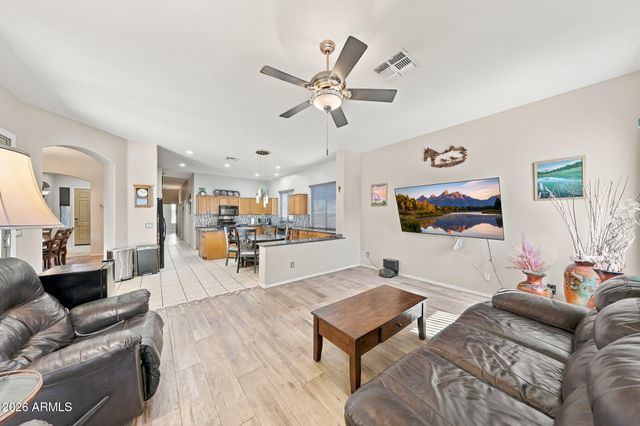 10459 E IDAHO Circle E, Mesa, AZ 85209