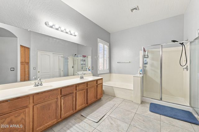 10459 E IDAHO Circle E, Mesa, AZ 85209