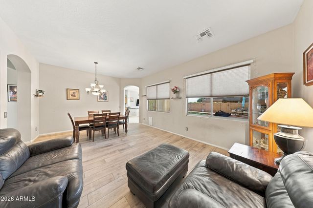 10459 E IDAHO Circle E, Mesa, AZ 85209
