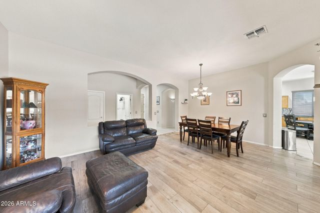 10459 E IDAHO Circle E, Mesa, AZ 85209