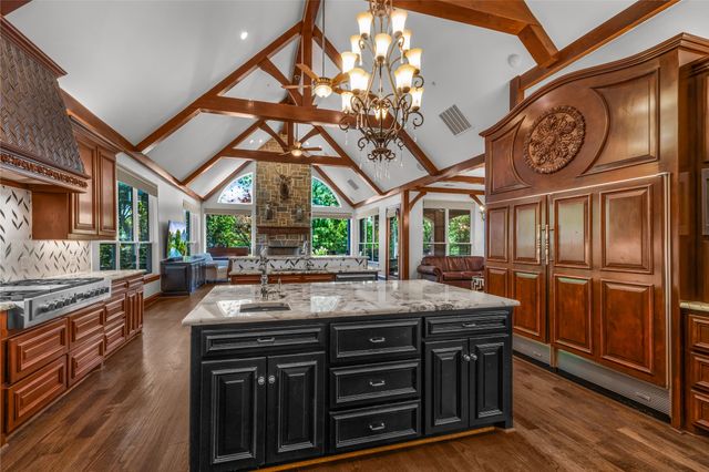 7205 Vanguard Court, Colleyville, TX 76034