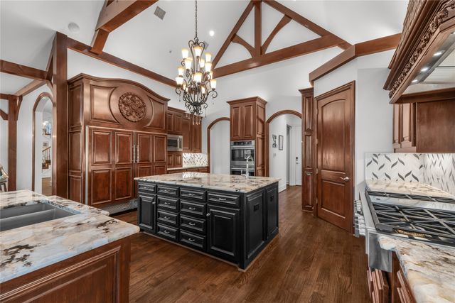 7205 Vanguard Court, Colleyville, TX 76034