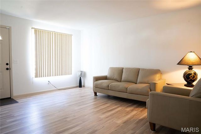 1618 Ventnor Place, Florissant, MO 63031