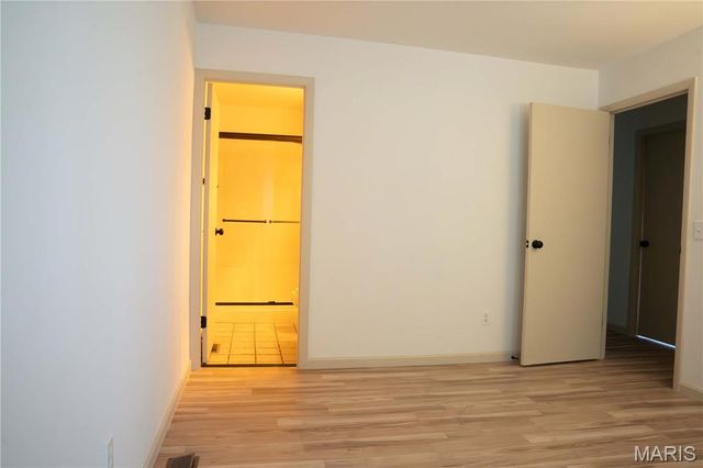 1618 Ventnor Place, Florissant, MO 63031