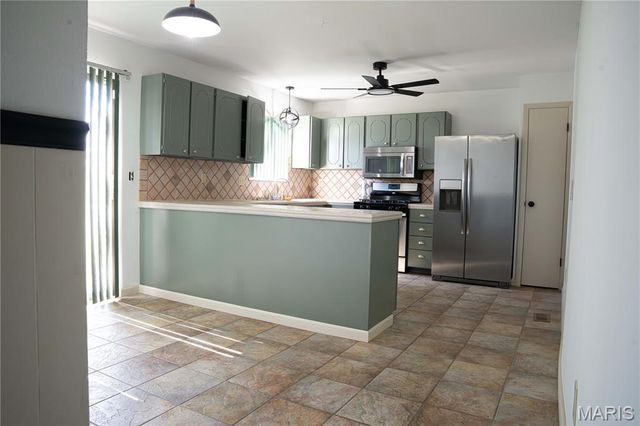 1618 Ventnor Place, Florissant, MO 63031