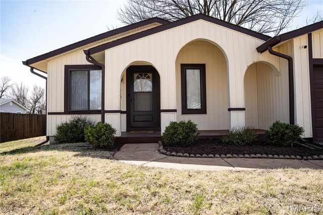 1618 Ventnor Place, Florissant, MO 63031