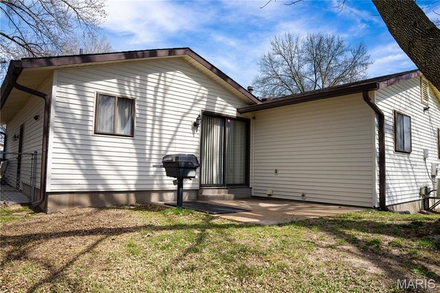 1618 Ventnor Place, Florissant, MO 63031