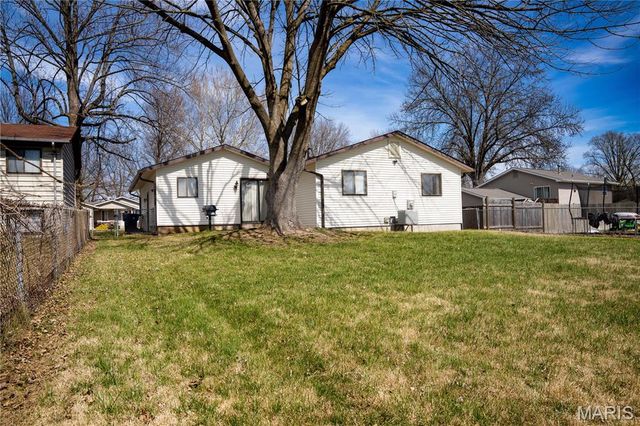 1618 Ventnor Place, Florissant, MO 63031