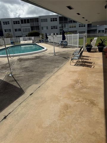 2200 Park Ln 311, Hollywood, FL 33021