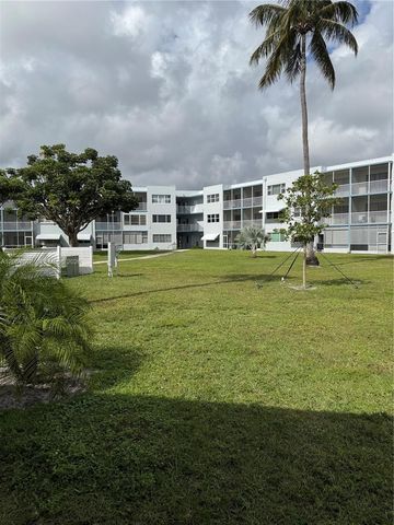 2200 Park Ln 311, Hollywood, FL 33021