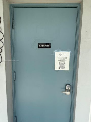 2200 Park Ln 311, Hollywood, FL 33021
