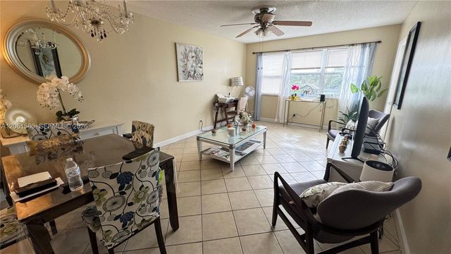 2200 Park Ln 311, Hollywood, FL 33021
