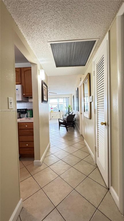 2200 Park Ln 311, Hollywood, FL 33021