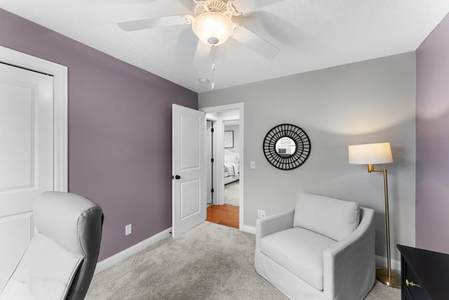 6130 Mississippi Avenue, Davenport, IA 52807